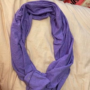 Convertible Lululemon infinity scarf